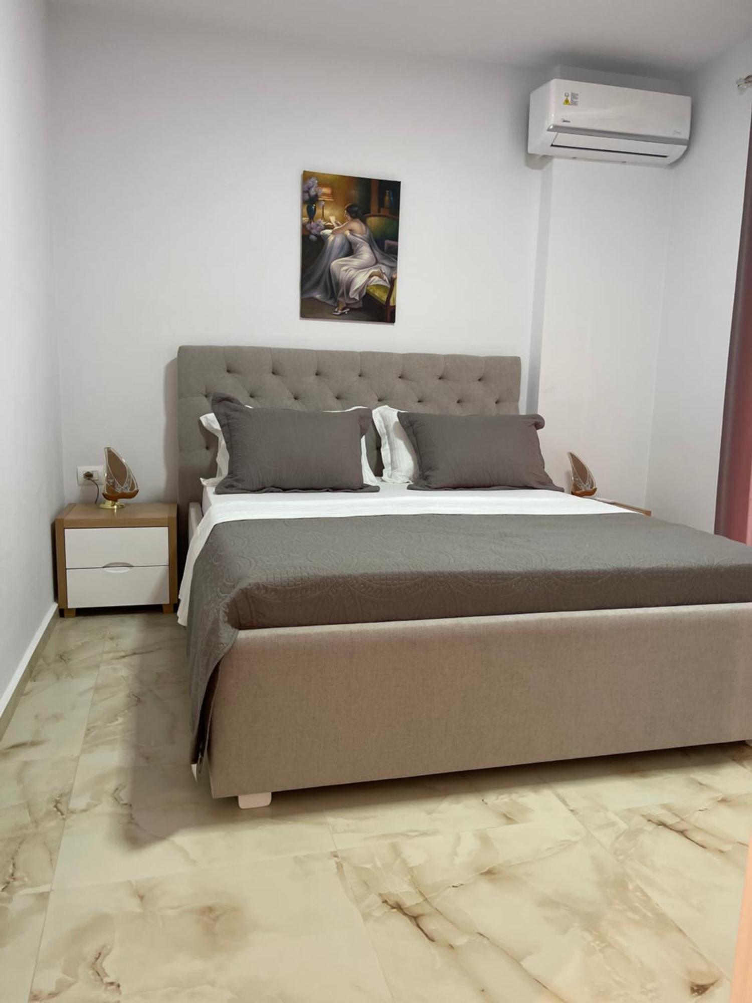 Odore Di Mare Apartments Sarandë Exterior foto