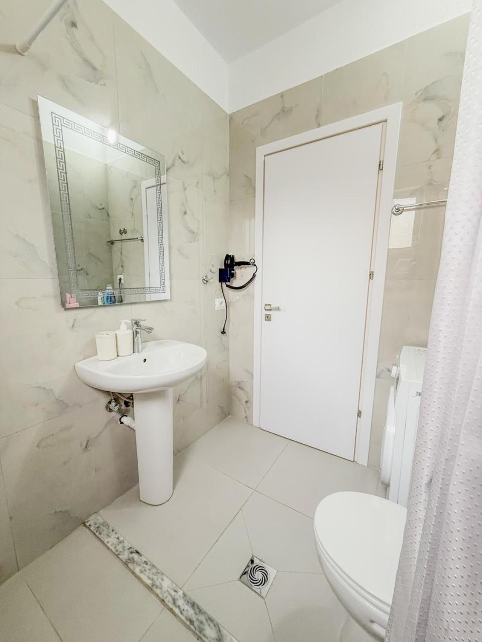 Odore Di Mare Apartments Sarandë Exterior foto