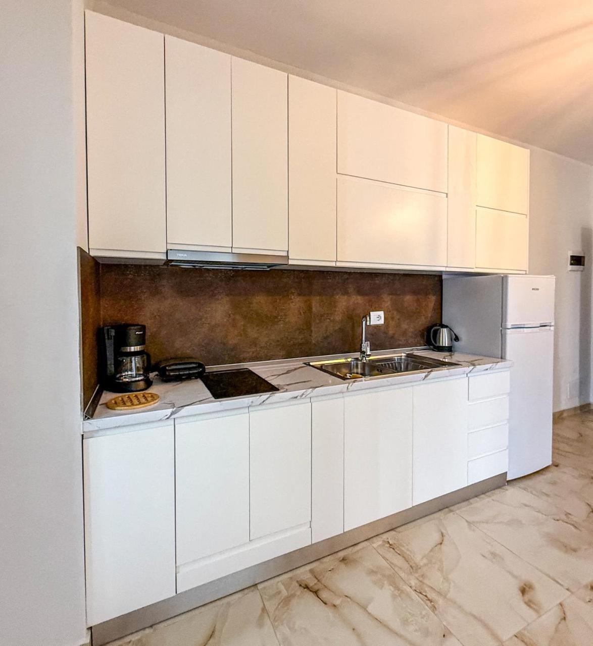 Odore Di Mare Apartments Sarandë Exterior foto