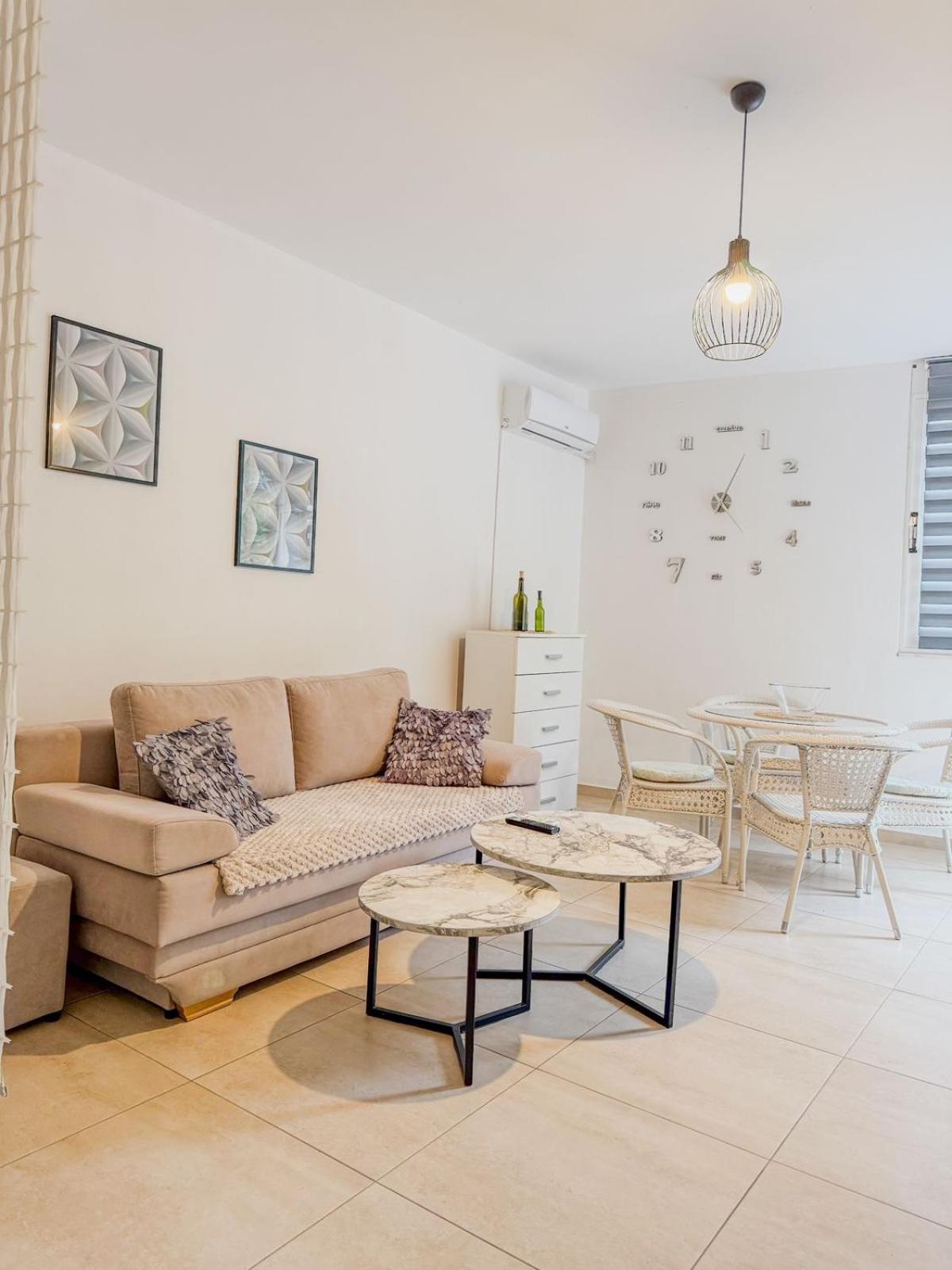 Odore Di Mare Apartments Sarandë Exterior foto